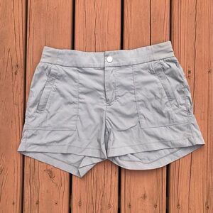 ATHLETA Trekkie North Shorts Style 266268 Light Gray Hiking MSRP $59 Size 8